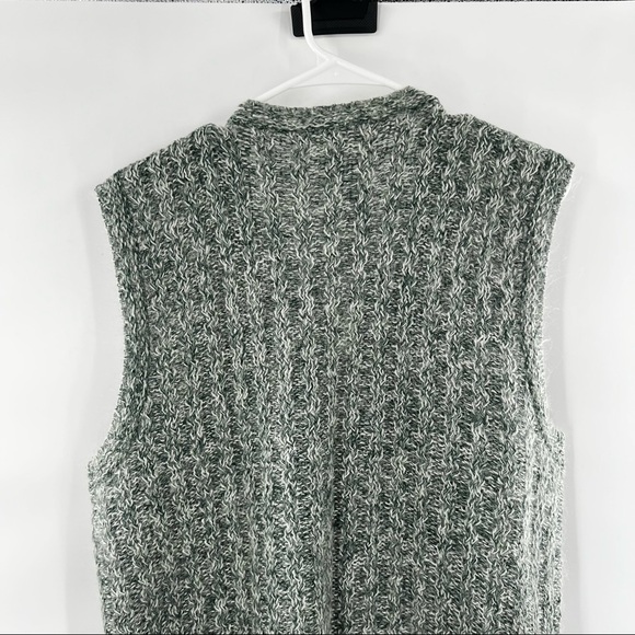 Extra point reference button down knit sweater vest 1X - Picture 8 of 10